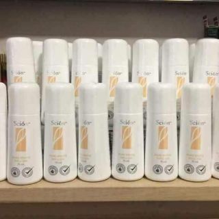 Lăn khử mùi scion pure white roll nuskin