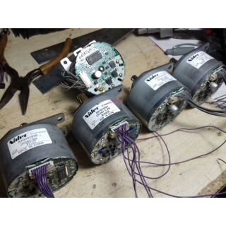 Động cơ không chổi than brushless 6-9w Nidec .