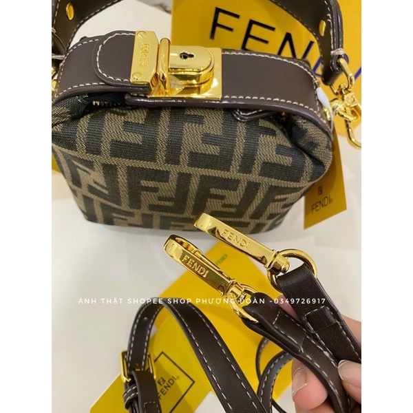 Túi xách tay mini size 18cm full box Vip