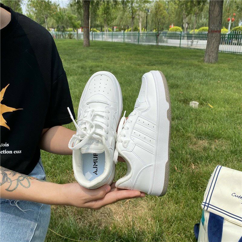 Giày thể thao nữ trắng đế bằng phong cách RETRO đế bánh mì dáng basic cao 3cm