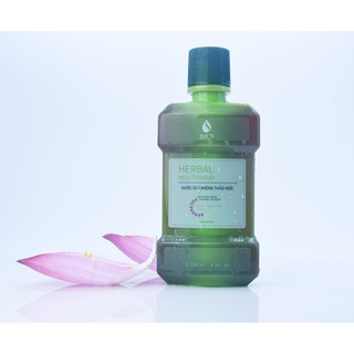 Nước súc miệng thảo mộc