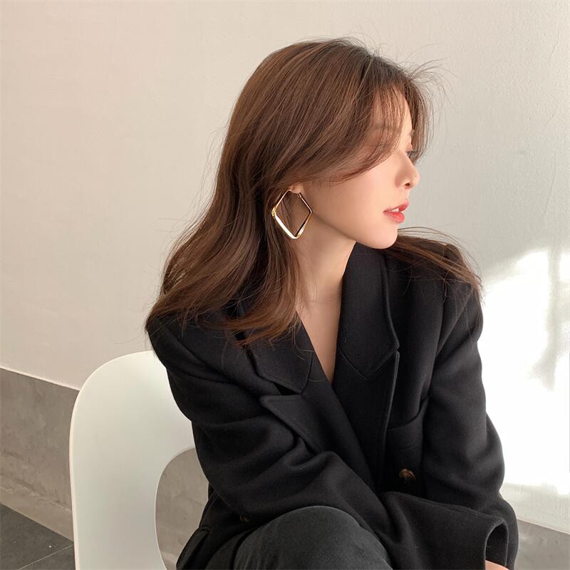 Bông Tai Kim Loại Mạ Bạc 925 Phong Cách Retro C331