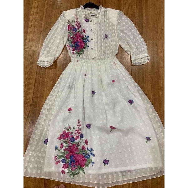 Váy von chấm bi 9x15