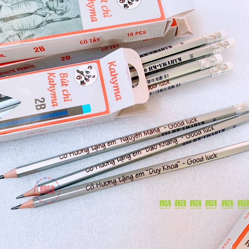 Bút chì 2B khắc tên theo yêu cầu, có đầu tẩy, nét rõ chữ rõ