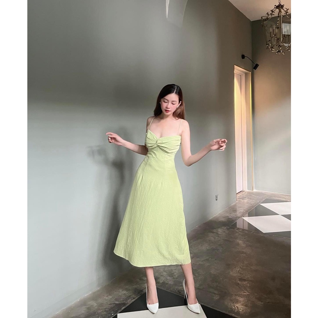Đầm 2 dây xoắn ngực chất xốp nhún siêu xinh