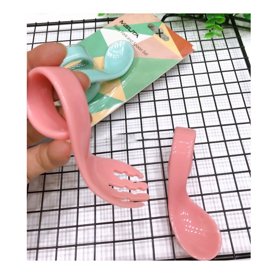 Thìa Dĩa Tập Xúc Misuta Cho Bé, Tay Cầm Xoắn Cong Babibu - TDXCM