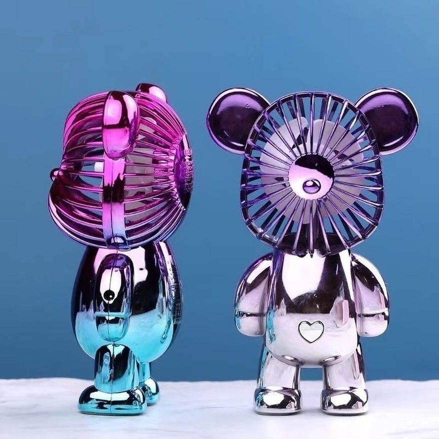 Quạt cầm tay mini hình gấu bearbrick hoạt hình siêu dễ thương, Quạt tích điện dùng cho văn phòng, du lịch