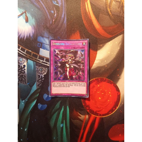 Thẻ bài Yugioh chính hãng Darklord Enchantment - DESO-EN037 - Secret Rare 1st Edition