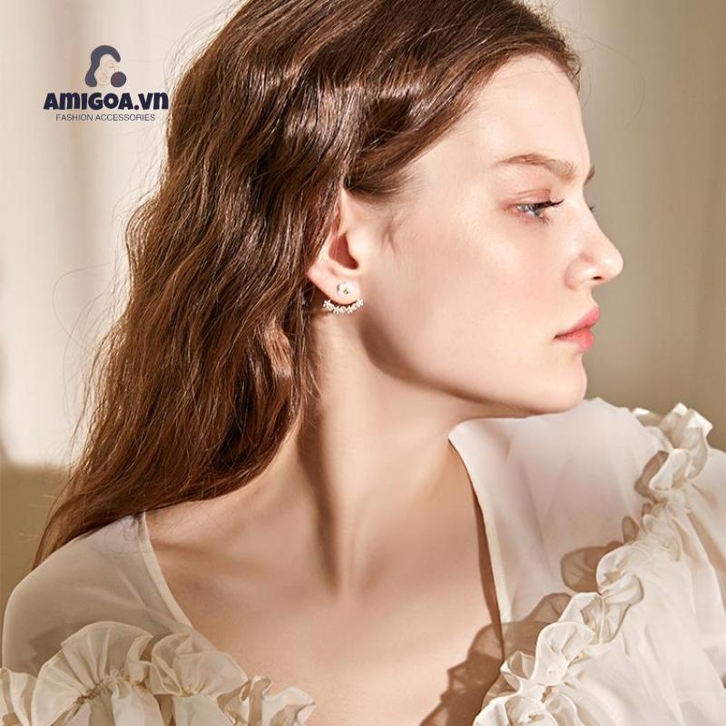 Bông Tai Hình Hoa Cúc Nhỏ Thời Trang Dành Cho Nữ