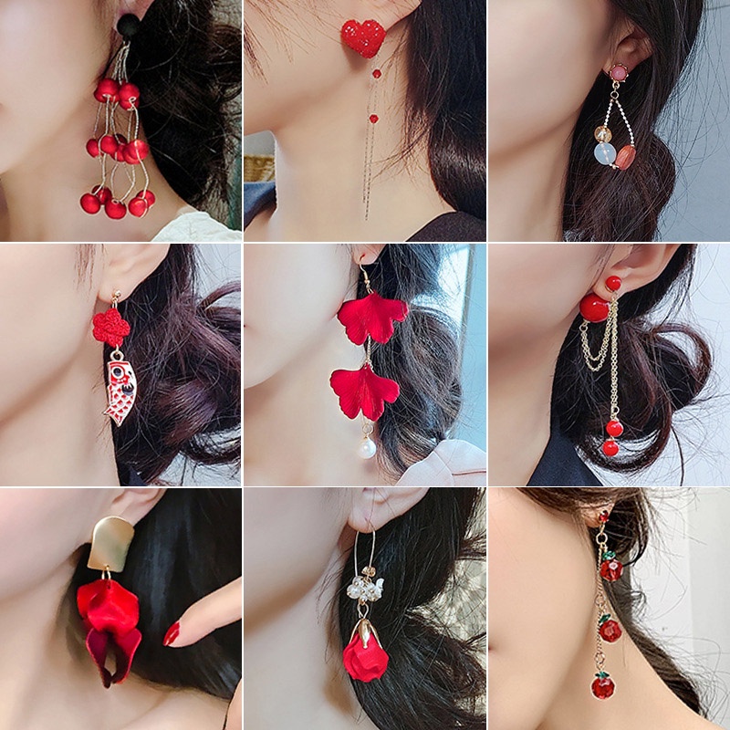 Khuyên tai dáng dài đính ngọc trai nhân tạo phối tua rua màu đỏ mừng năm mới