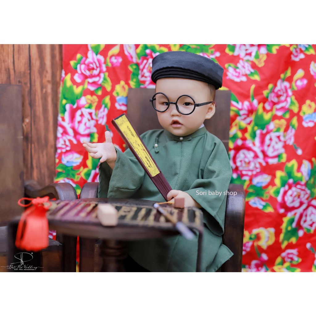 Áo dài cổ phục cho bé trai kèm mấn