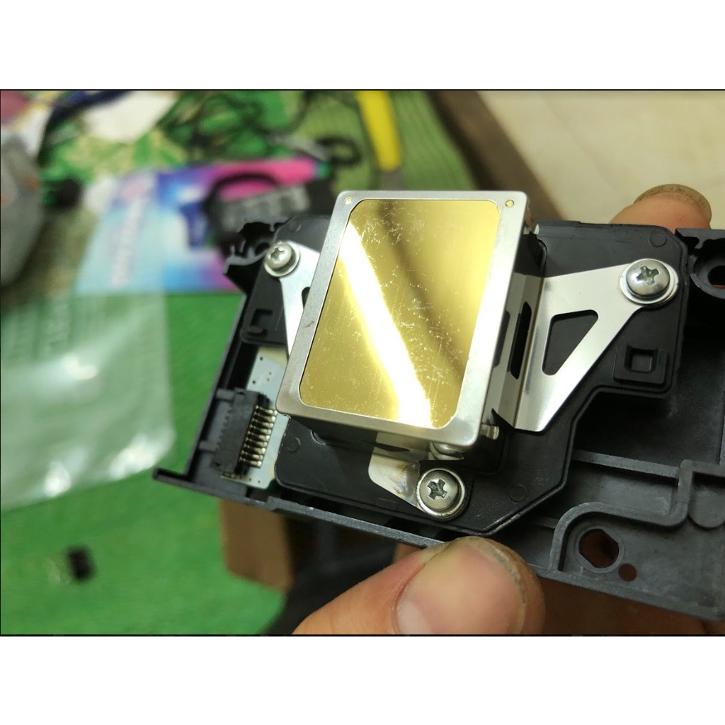Chiếc đầu in phun màu cũ Epson L1800 - 1390 - 1400 - 1430