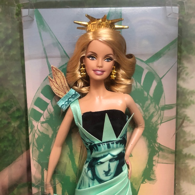 Búp bê barbie Nữ thần tư do