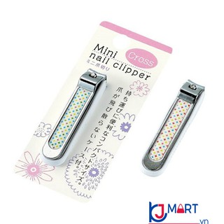 Bấm móng tay trẻ em - Nhật Bản