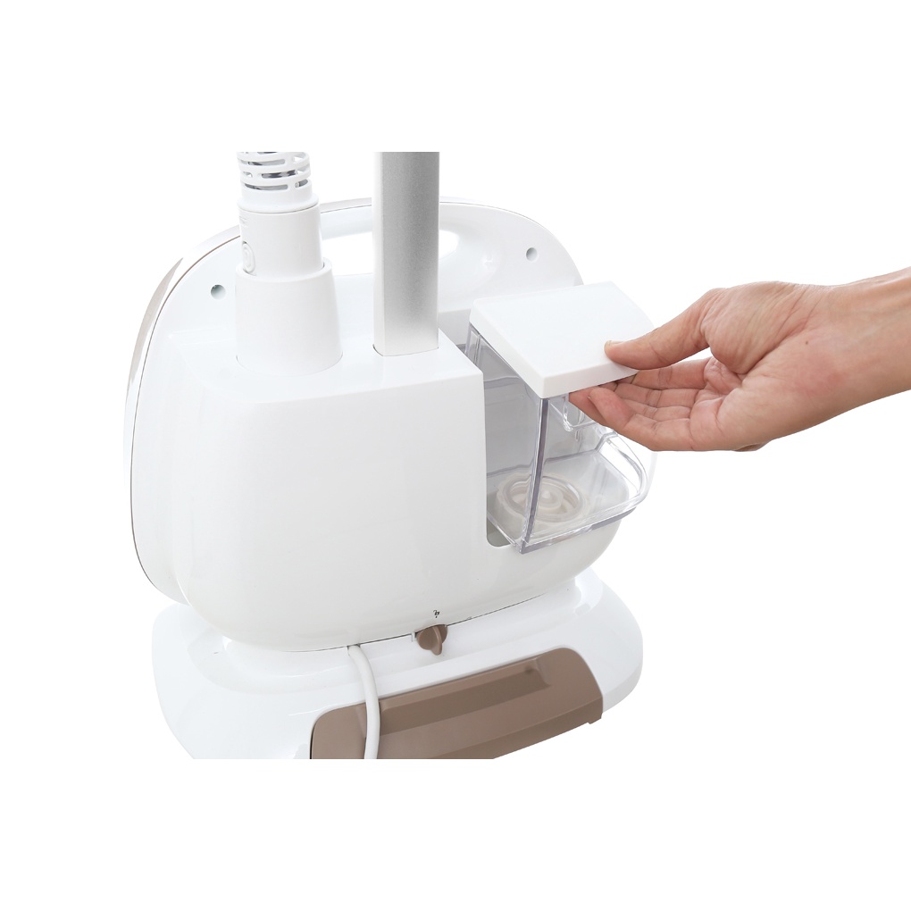 Bàn ủi hơi nước đứng Bluestone GSB-3939