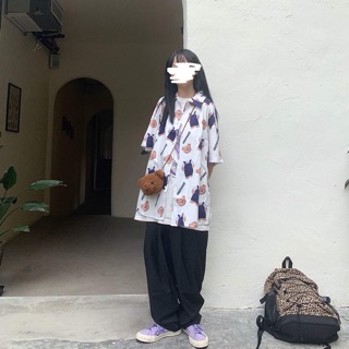 Áo sơ mi gấu mặc yếm trắng