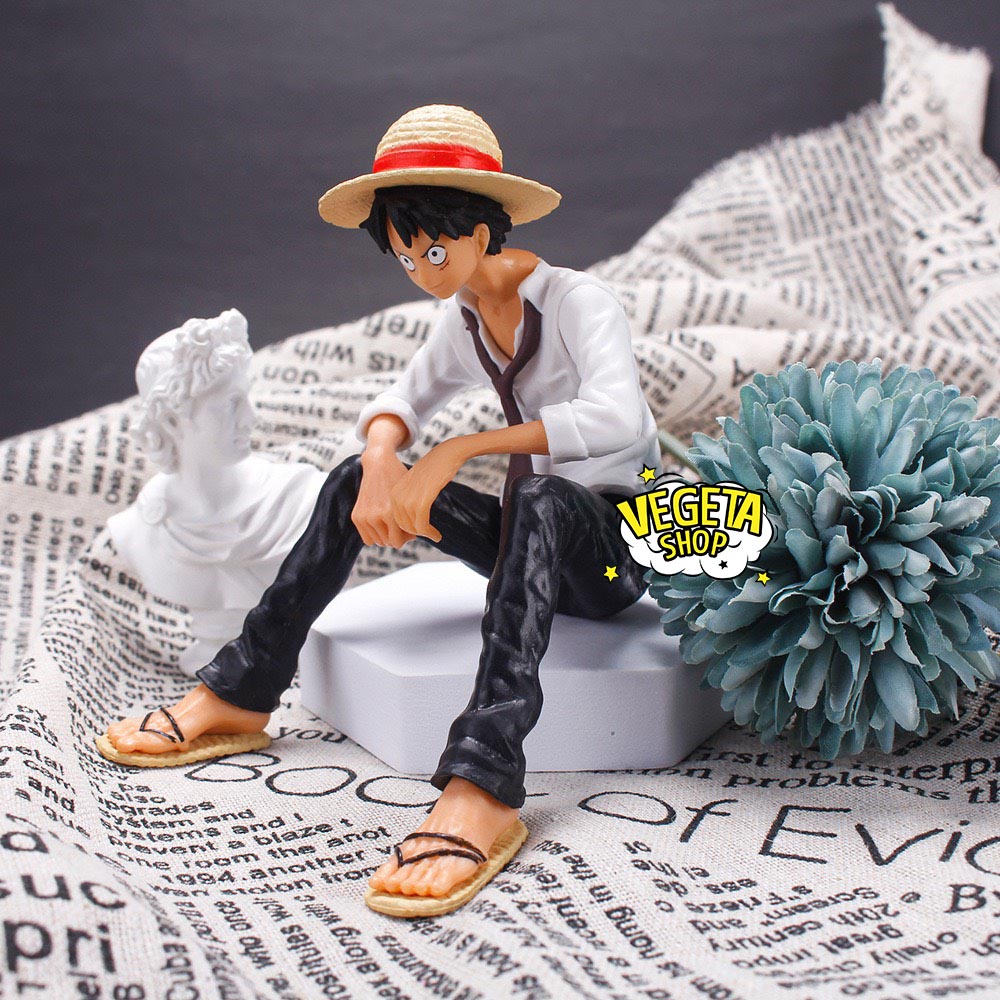 Mô hình One Piece - Luffy mũ rơm ngồi - Kích thước 8x12cm - Mô hình cực chắc tay, to, nặng, nét, đẹp