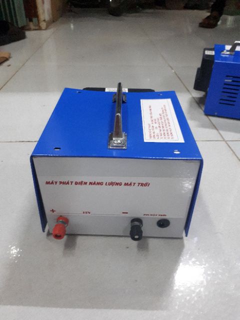 Vỏ thùng combo máy phát điện mặt trời