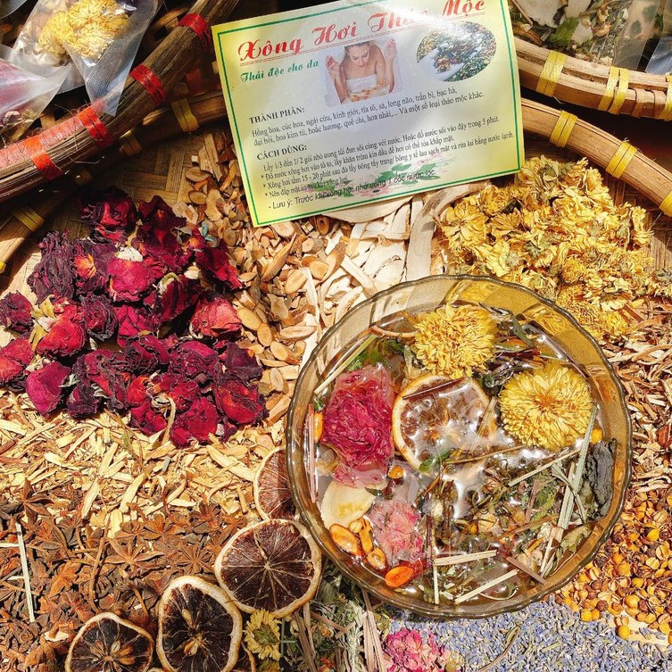 Thảo mộc xông mặt sau sinh Handmade