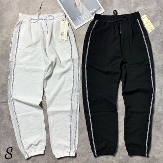 Quần Jogger Lưới Chữ Cá Tính (Chất Đũi Mặc Mát Lừ Trong Ngày Hè Nóng Bức )