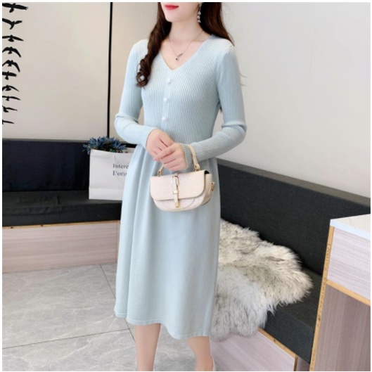 Đầm len cổ chữ v dáng dài qua gối trẻ trung mặc đi chơi, dự tiệc thời trang thu đông