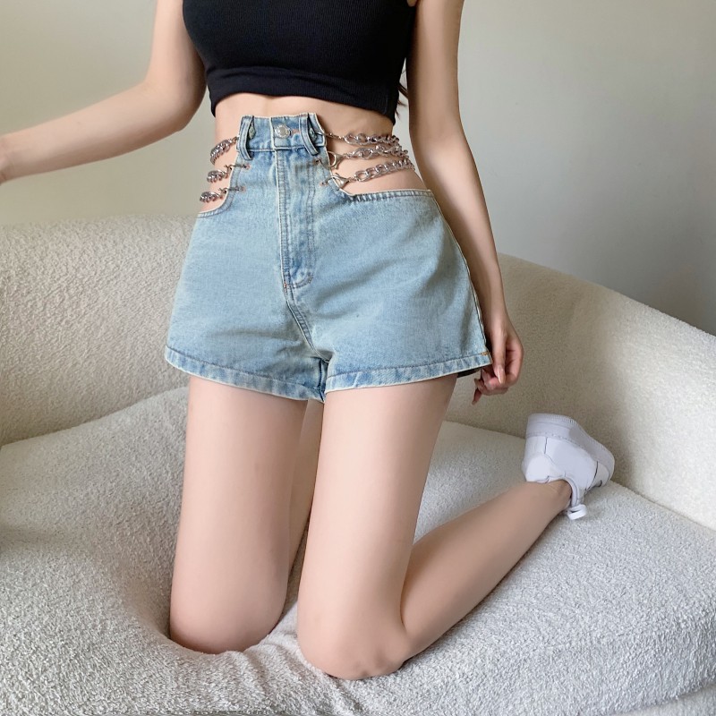 SALE- Quần shorts jeans cạp cap hở eo xích ngang