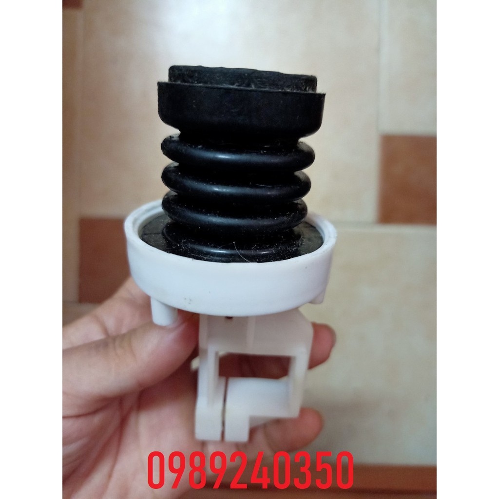 Nấm xả đáy máy giặt liền tay nhựa