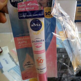 Kem chống nắng Nivea 30ml.