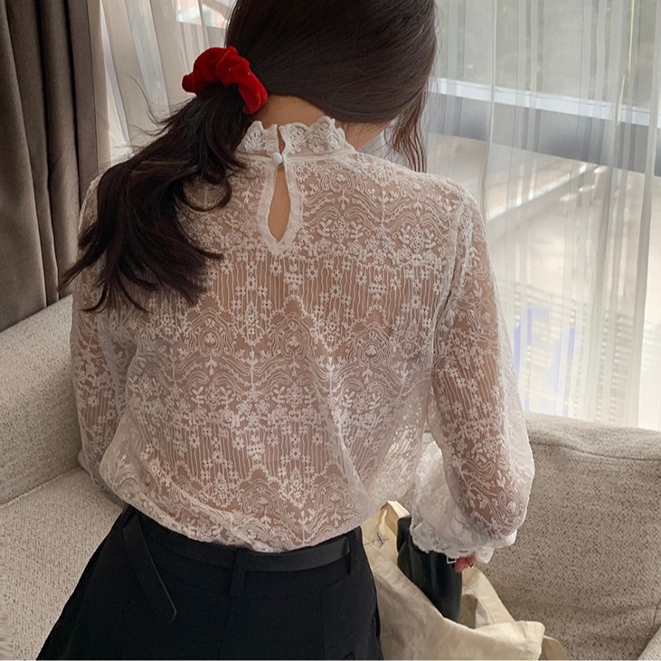 Áo thun ren phối cổ lọ dài tay thời trang Hàn Quốc dành cho nữ sành điệu | BigBuy360 - bigbuy360.vn