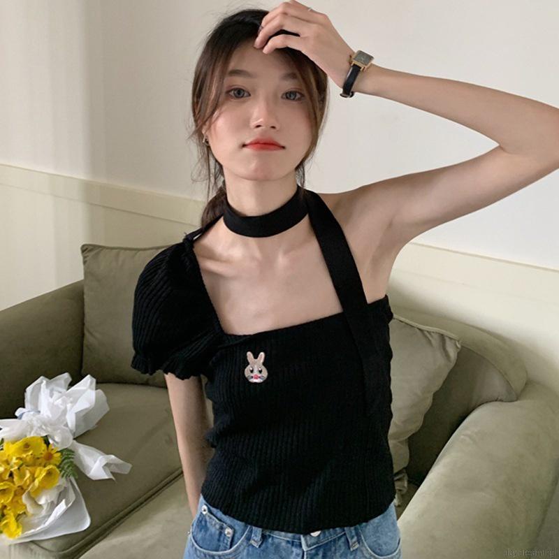 Áo Dệt Kim Tay Ngắn Hoạ Tiết Thêu Thiết Kế Cổ Yếm Quyến Rũ