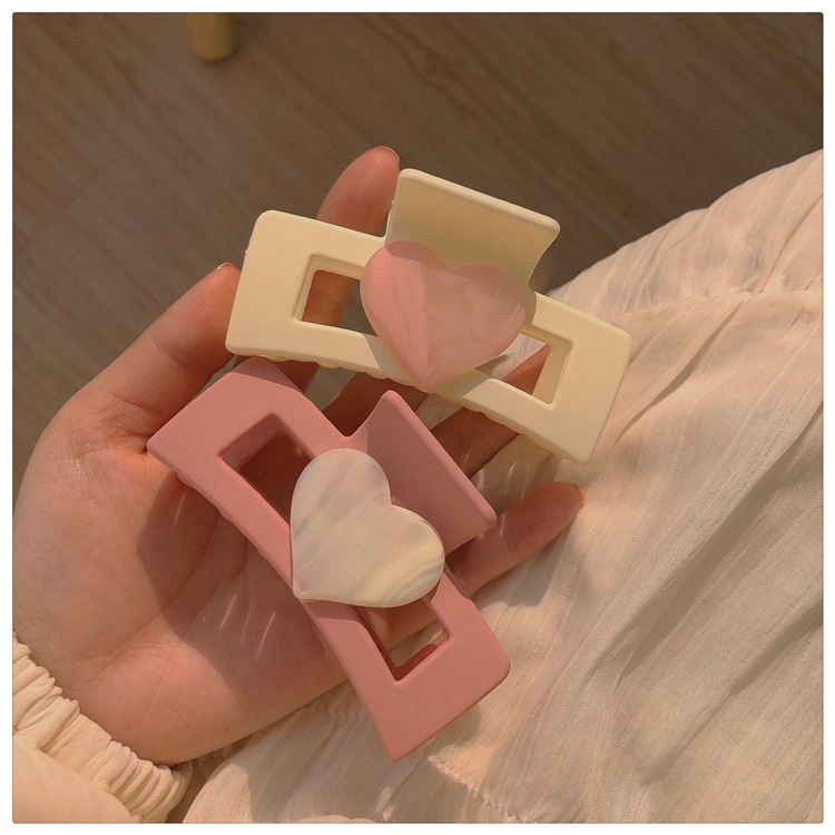 Kẹp Tóc Acrylic Hình Cá Mập Trái Tim Màu Hồng Thời Trang Hàn Quốc