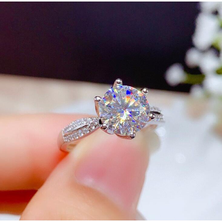 Nhẫn kim cương Moissanite 2 Carat cho nữ PT950 Nhẫn kim cương Moissanite