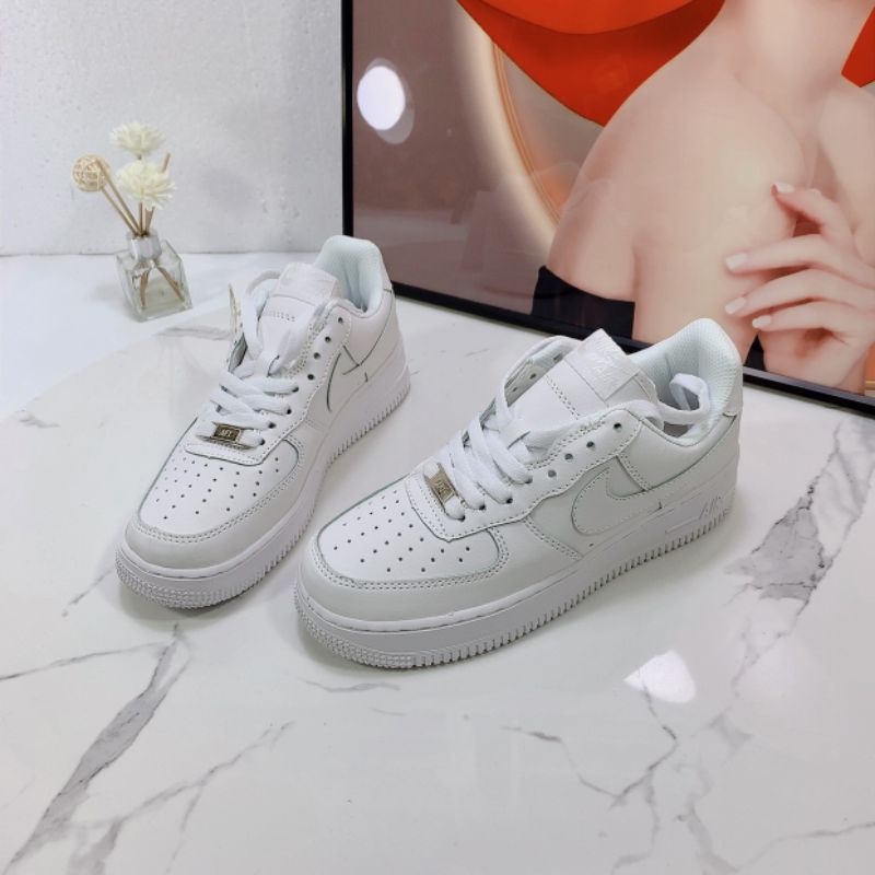 B(ẢNH THẬT) Giày Thể Thao Nữ Trắng Siêu Nhẹ Da Mềm Êm Fullbox