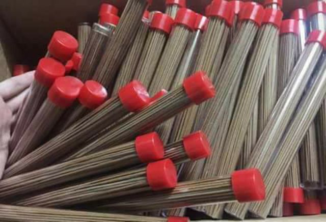 NHANG TRẦM không tim . mùi thơm ngọt 65-70que/ống