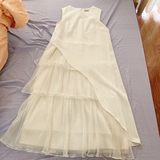 Đầm Hnoss size M