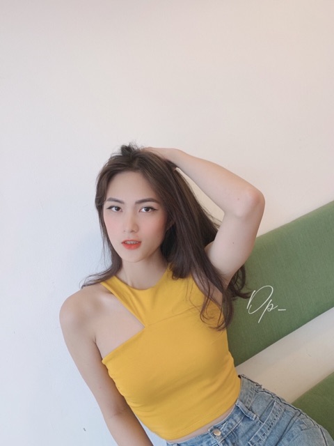 Áo croptop chéo vai có mút ngực