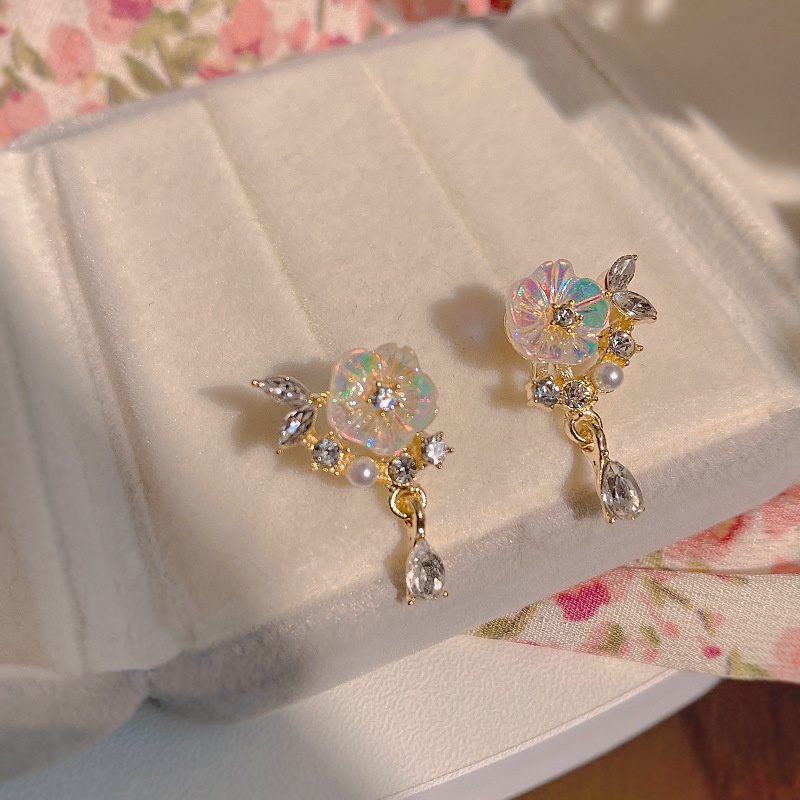 Khuyên Tai Hình Hoa Phong Cách Thời Trang Mới 2022