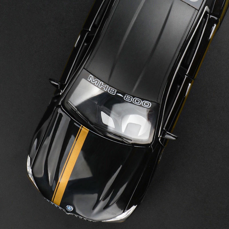 Mô Hình Xe Hơi BMW M8 Bằng Hợp Kim Tỉ Lệ 1: 32 Có Đèn Và Nhạc