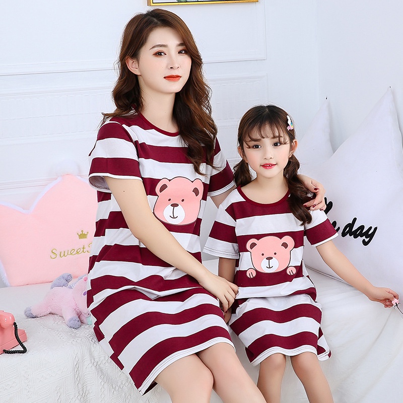 Đầm Công Chúa Cotton Tay Ngắn Cổ Tròn In Họa Tiết Hoạt Hình Dành Cho Mẹ Và Bé Kích Thước 100-180cm