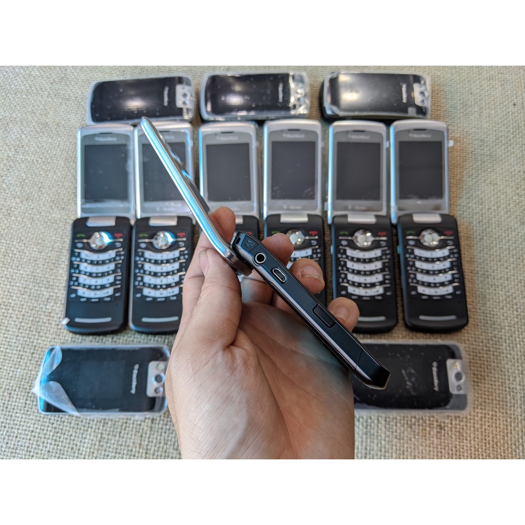 Điện thoại BlackBerry 8220 Pearl Flip - Điện thoại nghe gọi nắp gập