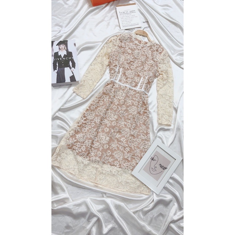 VNU87 - VÁY NỮ REN MÀU BE HOA LÁ 2 LỚP