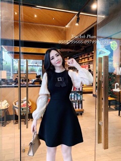 Váy xoè cổ bèo