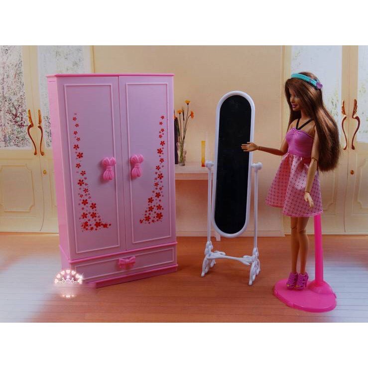 Tủ quần áo thay đồ búp bê màu hồng, nội thất cho búp bê Barbie,búp bê Xinyi,búp bê Licca