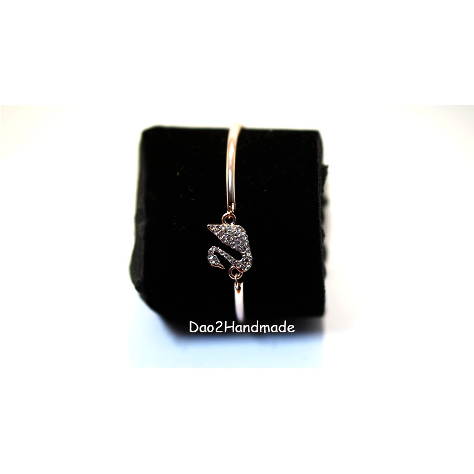 Vòng tay thiên nga đính đá cao cấp