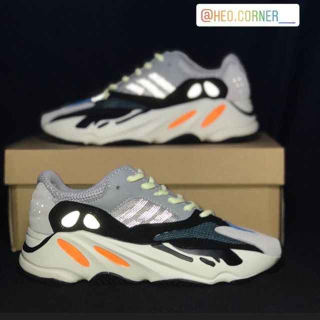 Giày Sneaker Y.Z.Y 700