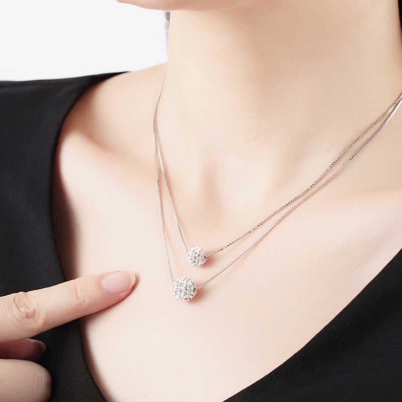 Vòng cổ Hai Lớp Đính Quả Cầu Lông Thời Trang Hàn Quốc Dành Cho Nữ