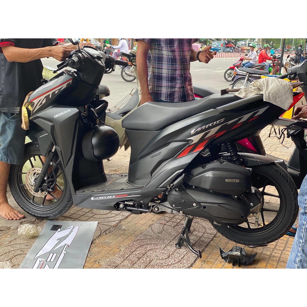 Tem rời Vario đen nhám đỏ trắng (B)