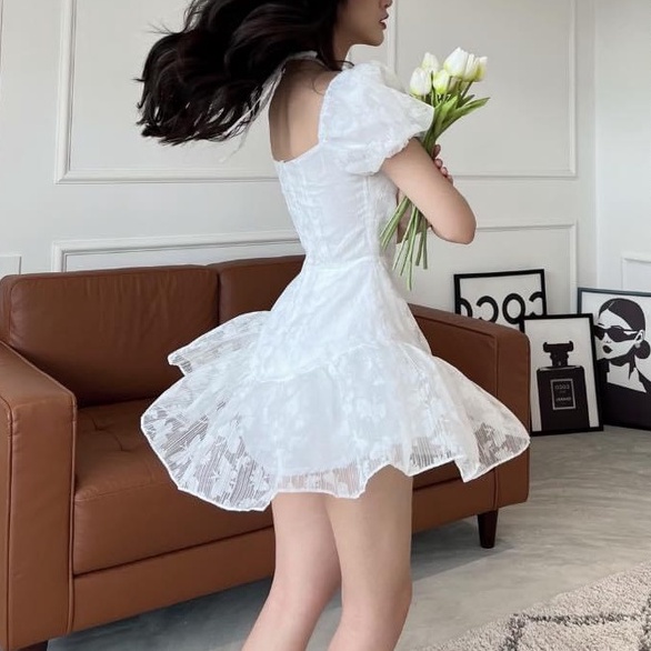 Đầm đi tiệc cưới dáng xòe phong cách tiểu thư, thiết kế hai cách mặc xinh xắn