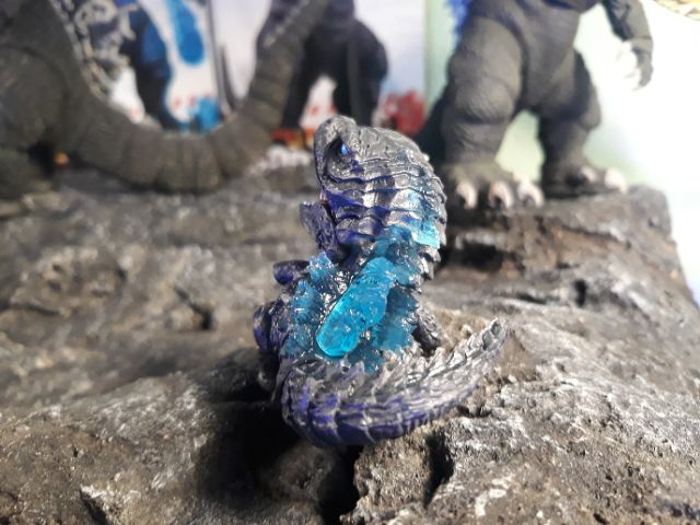 Mô hình đồ chơi khủng long Godzilla 2019. Phiên bản lưng xanh