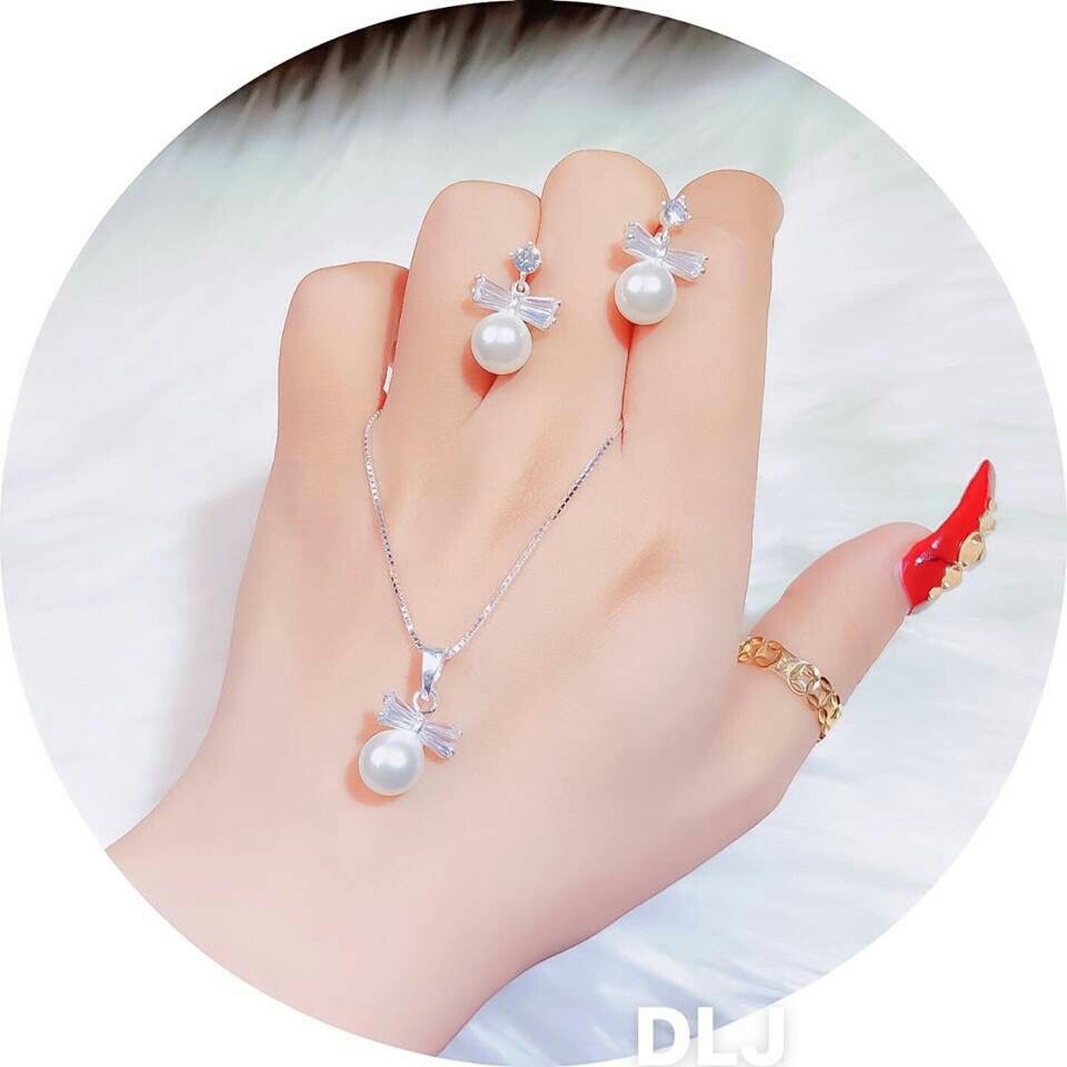 BỘ TRANG SỨC NƠ BẠC TA